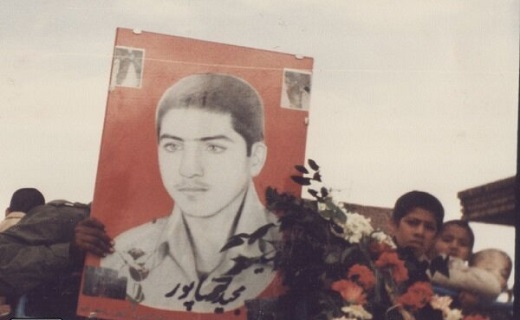 دانش آموز شهیدی که وصیت کرد پیکرش را به کلاس درس ببرند دانش آموز شهیدی که وصیت کرد پیکرش را به کلاس درس ببرند