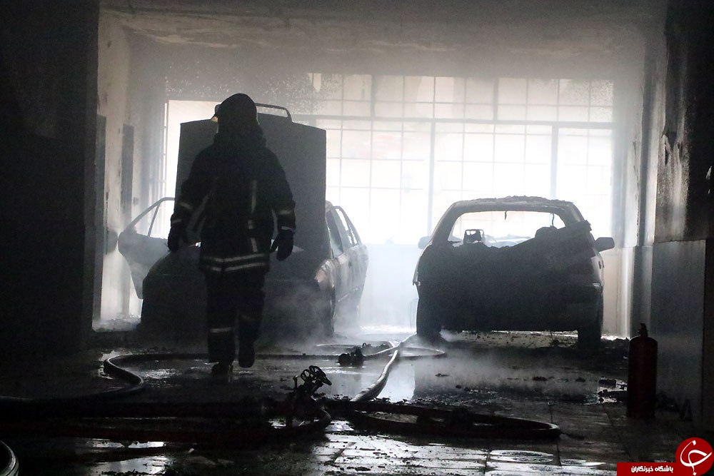 تصاویر نجات جان ۶ نفر توسط آتشنشانان مشهدی