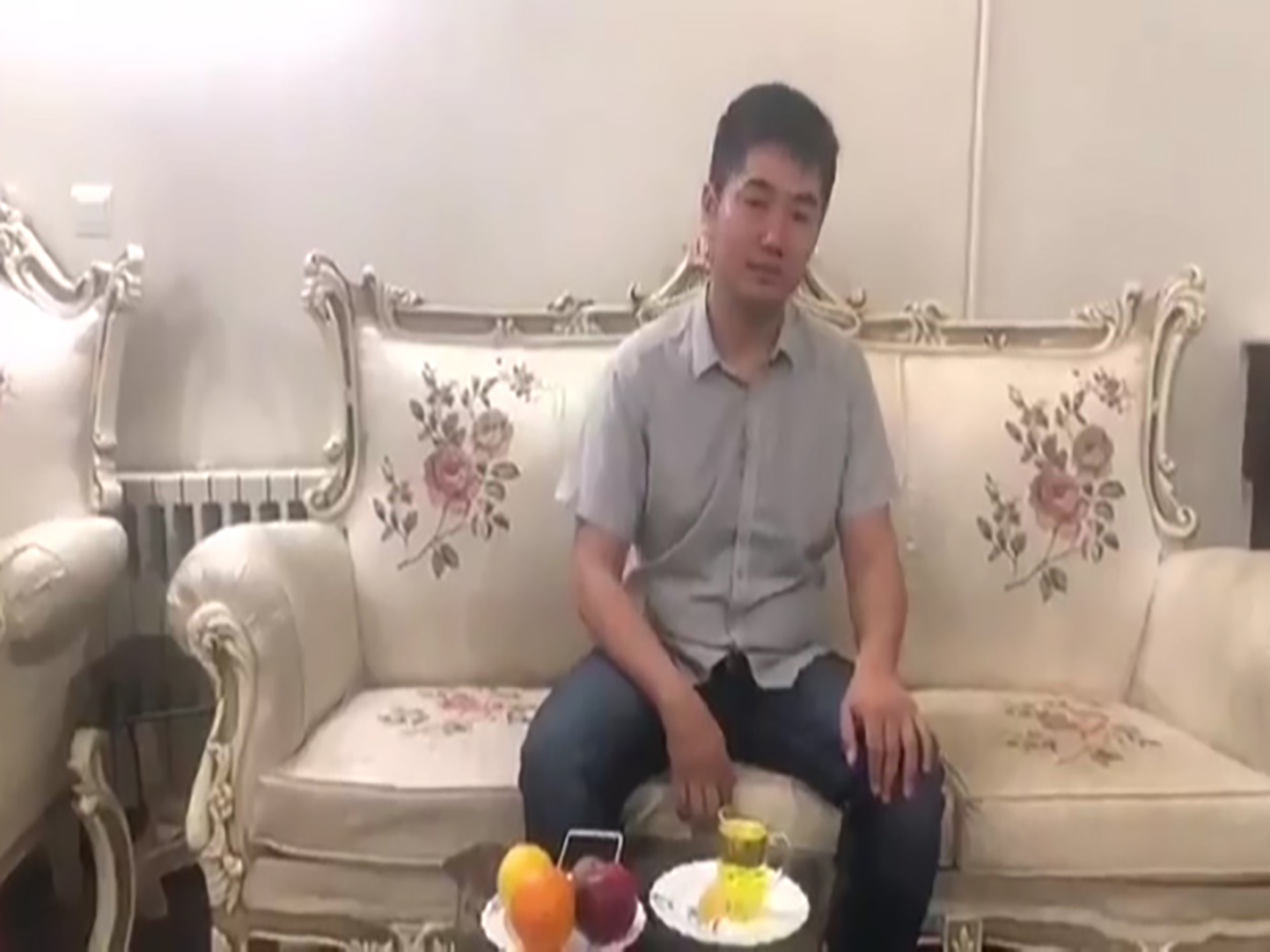 پیام فارسی بازرگان چینی پس از اهدای ۵۰ هزار ماسک به ایران + فیلم