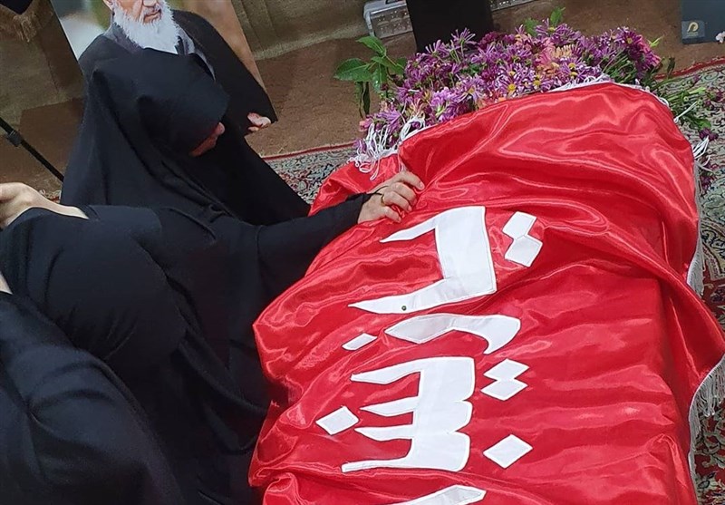 تصویری از پیکر شهید پاشاپور همرزم سردار شهید سلیمانی در معراج شهدای تهران