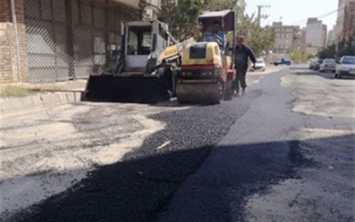 اجرای گسترده عملیات لکه‌گیری و ترمیم آسفالت در تبریز