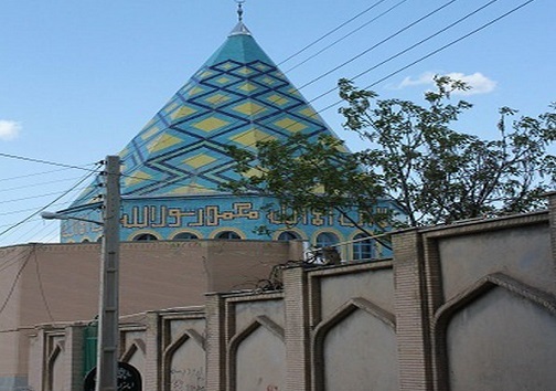امامزاده «پیرعمر» خلوتگاه معنوی مسافران نوروزی