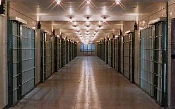 بخشنامه نحوه حفاظت زندان‌ها در مقابله با شیوع ویروس کرونا ابلاغ می‌شود