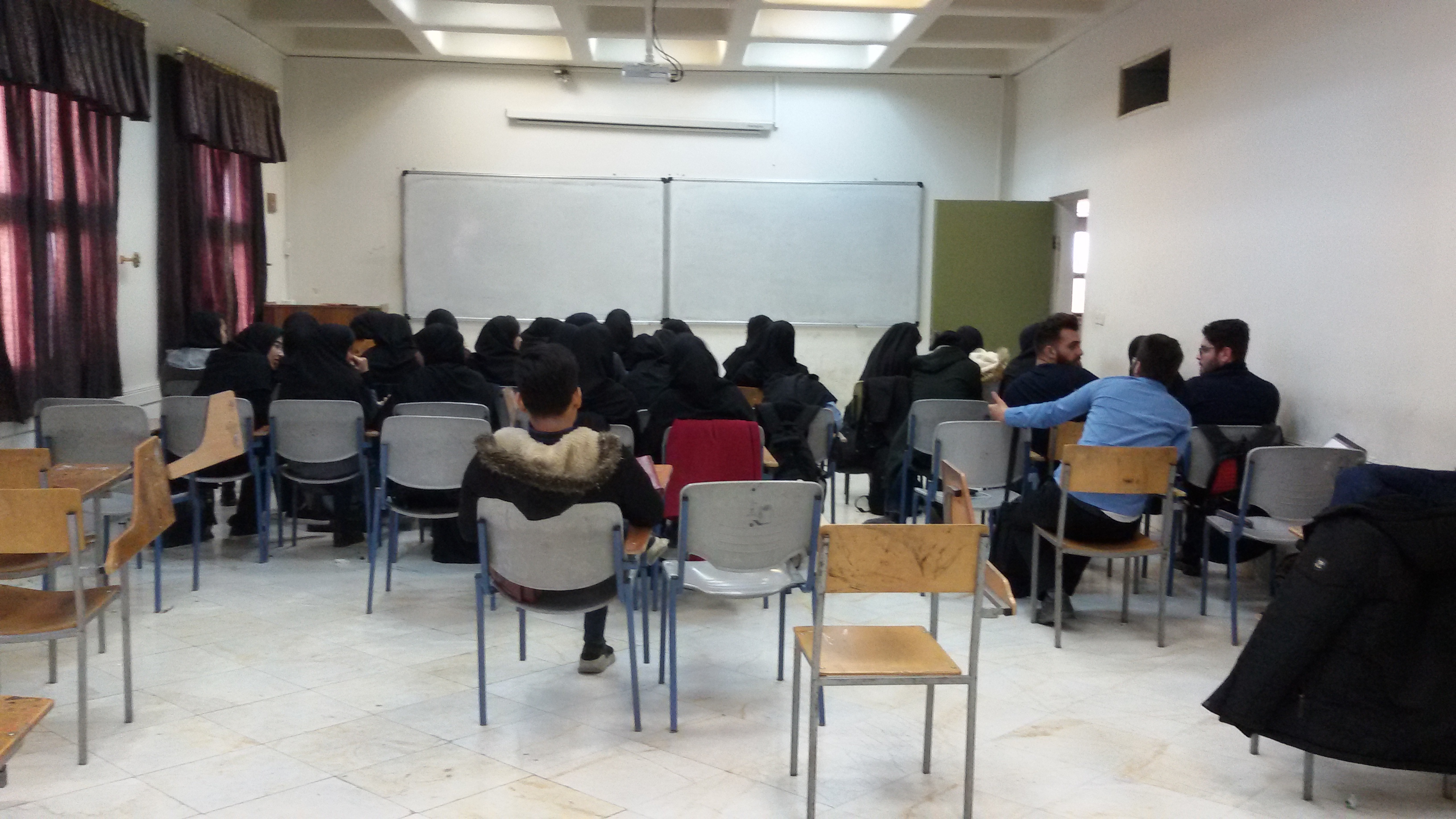 دانشجویان در معرض ابتلا به ویروس کرونا/ دانشجویان خواستار تعطیلی دانشگاه&zwnj;ها