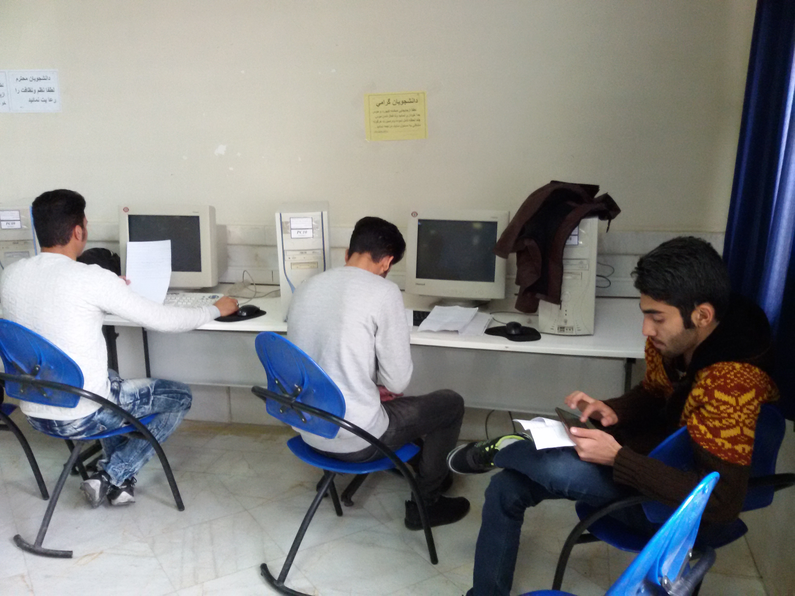 دانشجویان در معرض ابتلا به ویروس کرونا/ دانشجویان خواستار تعطیلی دانشگاه&zwnj;ها