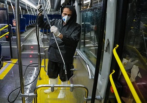 ضدعفونی ناوگان حمل و نقل عمومی برون شهری در کردستان