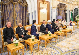 خاخام صهیونیست دیدارش با ملک سلمان را فوق‌العاده خواند