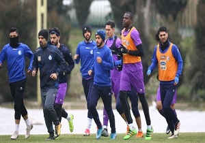 پزشک استقلال در جلسه ستاد مبارزه با کرونا/لغو بازی استقلال و گل گهر!