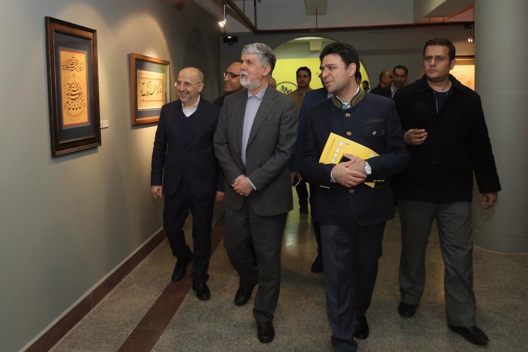 از استعفای گروهی تا ظهور کرونا در بزرگترین رویداد تجسمی کشور/ چرا نمایشگاه فجر عاری از بازدید کننده شد؟
