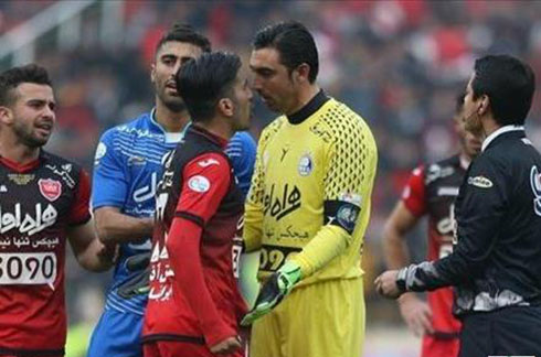 تقابل جذاب رحمتی با پرسپولیسی‌ها در ورزشگاه آزادی