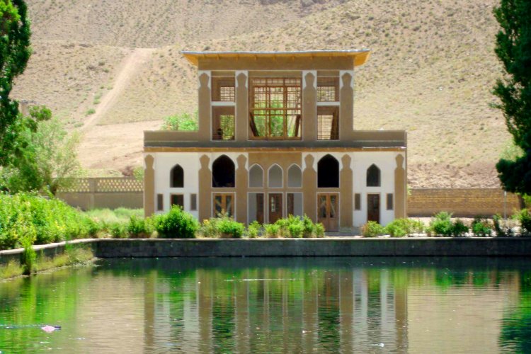 تفریحگاه های تابستانی پادشاهان قاجار را مجازی ببینید