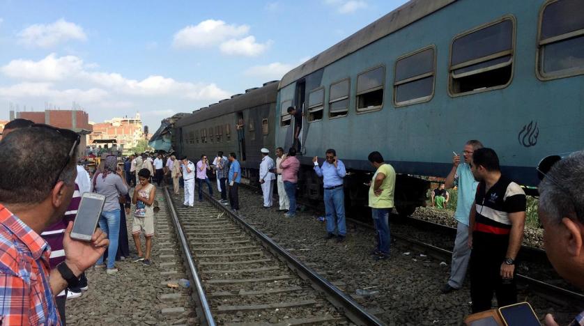 زخمی شدن ۳۸ نفر درپی واژگونی یک قطار در مصر