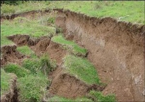 رانش زمین در راه‌های روستایی بروجرد