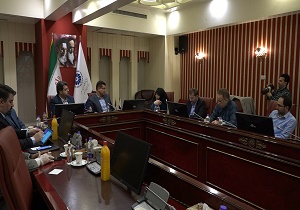 فعالان صنایع برای مقابله با کرونا وارد میدان شوند