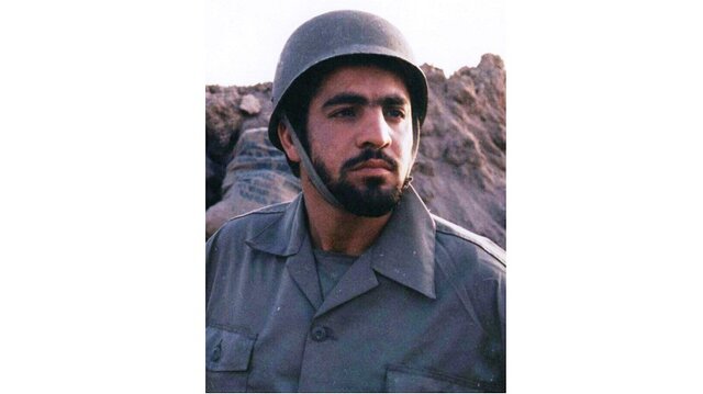 شبی که فرمانده اطلاعات عملیات لشکر ۱۰ شهید شد + عکس