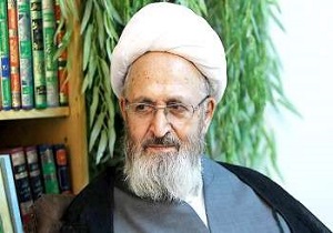 مغناطیس معنوی منتظران را به جمکران می‌کشاند/ نباید ملت در سخت ترین شرایط زندگی کنند
