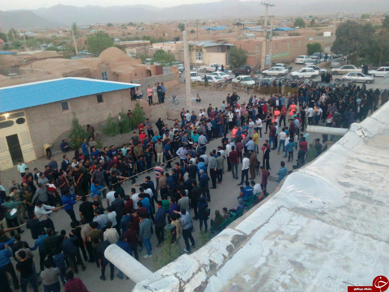 مسابقات طناب کشی بخش چترود + تصاویر