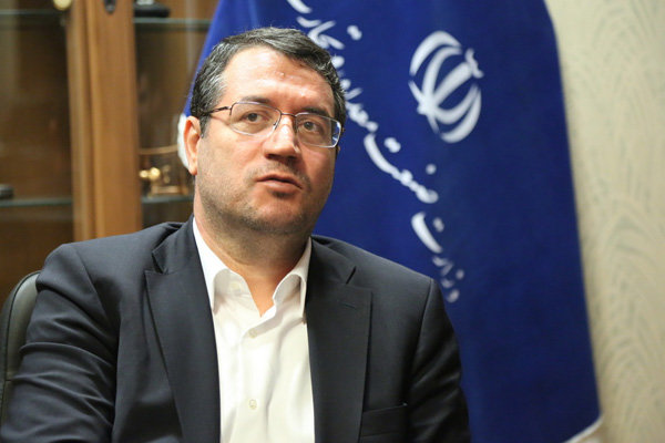 وزیر صنعت از یک طرح صنعتی پلدختر بازدید کرد/از تمام ظرفیت خود برای تکمیل آهک هیدراته پلدختر استفاده می‌کنیم