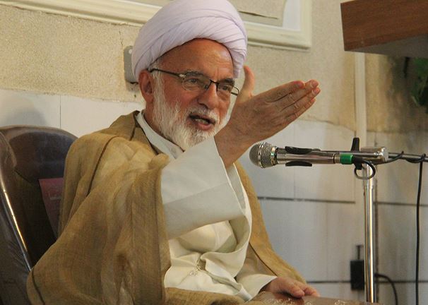 قرارگاه خاتم الانبیا پیشرو در عمران و آبادانی کشور است.