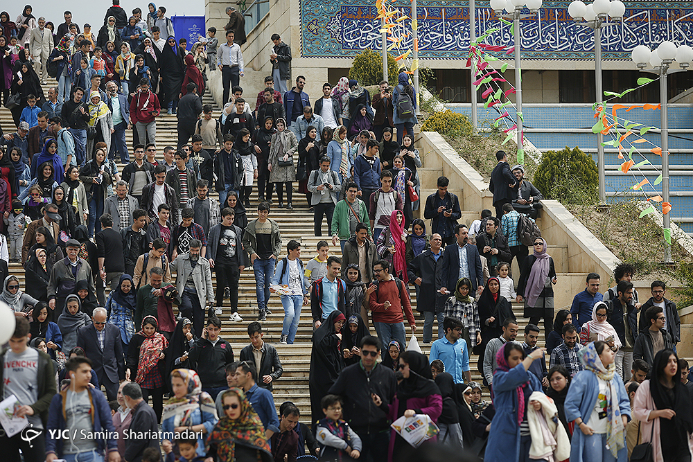 چه کسانی در هفتمین روز نمایشگاه کتاب به مصلی آمدند؟