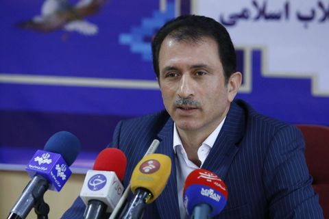 تراز تجاری پارسال مثبت ۱.۷ میلیارد دلار برآورد شد/کاهش واردات کالا‌های لوکس در گمرگات