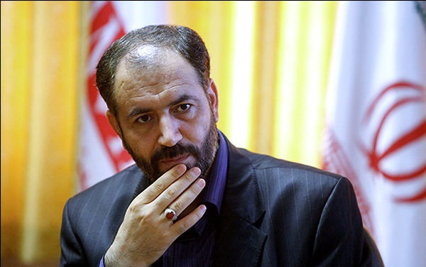 درخواست رئیس حوزه هنری از مسئولان برای برخورد با عاملان گرانی کاغذ