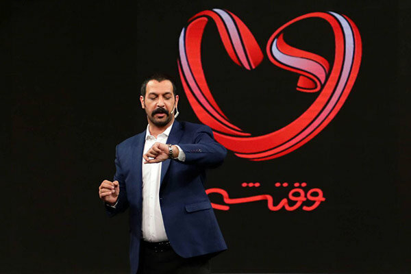 بازدید مدیر شبکه نسیم از پشت صحنه برنامه &laquo;وقتشه&raquo;