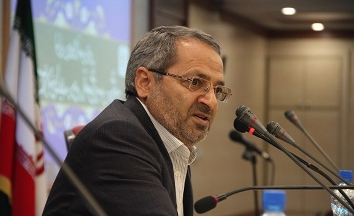 جامعه باید قدردان معلم باشد