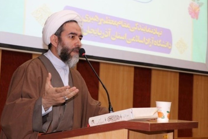 حفظ حرمت و ارزش استاد، رکن اصلی طلب علم و دانش است