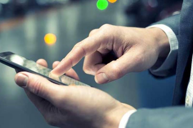 ماجرای ارسال پیامک زمان ورود و خروج دانشجویان برای والدین چیست؟