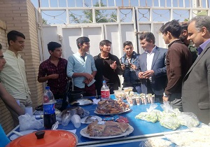 دانش آموزان مهریزی هنر‌های دستی خود را به نمایش گذاشتند