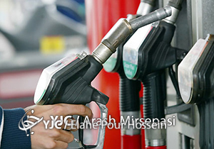 سهمیه بندی و افزایش قیمت بنزین صحت ندارد