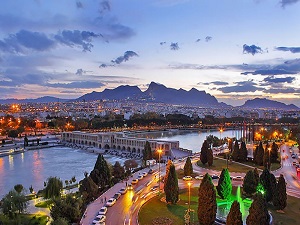 اصفهان، شهری تمیز و خوش آب و رنگ برای گردشگران