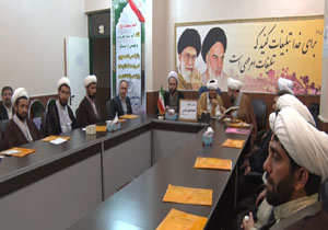 همایش گفتمان دینی در مهاباد