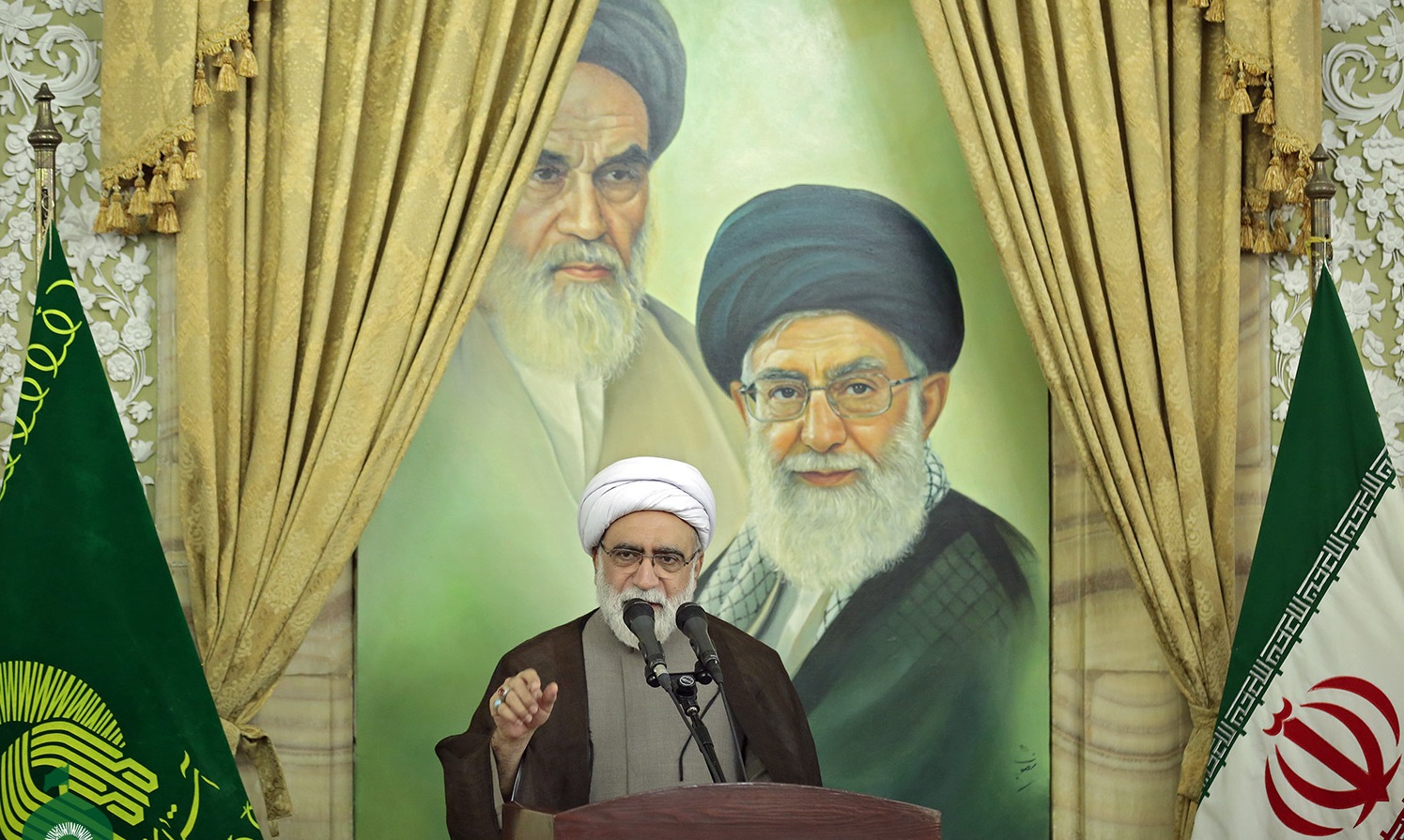 در زندگی به رزق حلال باید بسنده کرد