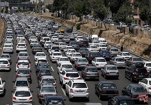ترافیک در آزادراه‌های قزوین-کرج-تهران سنگین است/ بارش باران در آذربایجان شرقی، غربی، کردستان و کرمانشاه