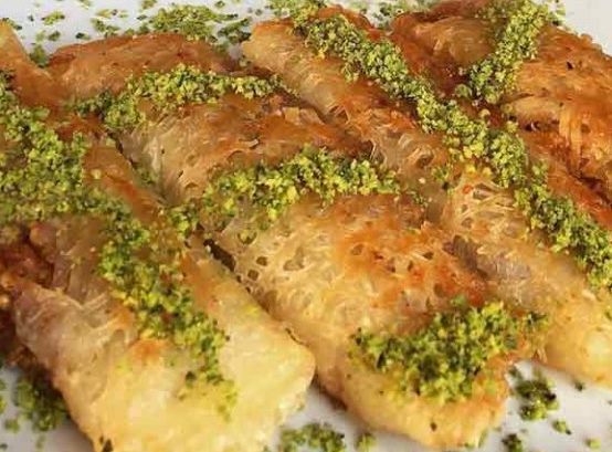 برپایی جشنواره رشته و خشکار در طاهر گوراب صومعه سرا