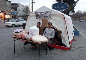 رتبه اول استان سمنان در کمک رسانی نقدی به سیل زدگان کرمانشاه