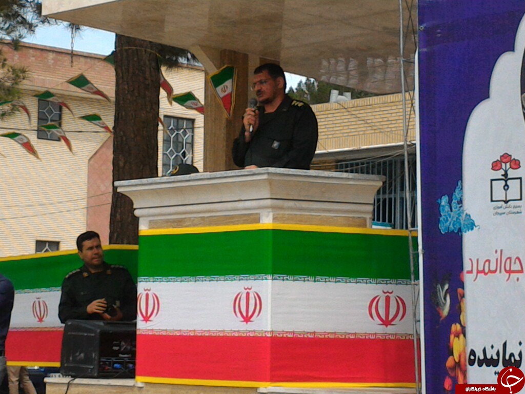 تقدیر رییس سازمان دانش آموزی کشور از نوجوان غیور سیرجانی + تصاویر