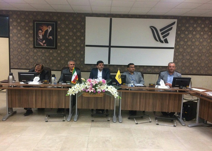 قدرت ایستادگی در برابر تمام تهدیدات و تحریم ها را دارد