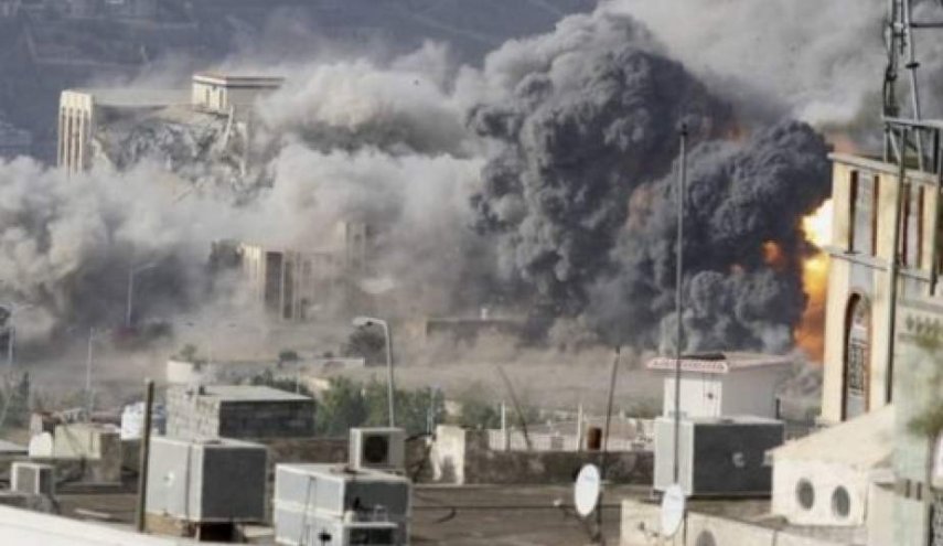 حملات ائتلاف متجاوز سعودی به مناطق مختلف یمن/شلیک ۳ موشک زلزال به سمت مواضع مزدوران در جیزان