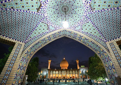 روز شیراز را مهمان شیرازی ها باشیم/ از عطر بهار نارنج تا کاسه ای فالوده کنار طبیعتی اردیبهشتی