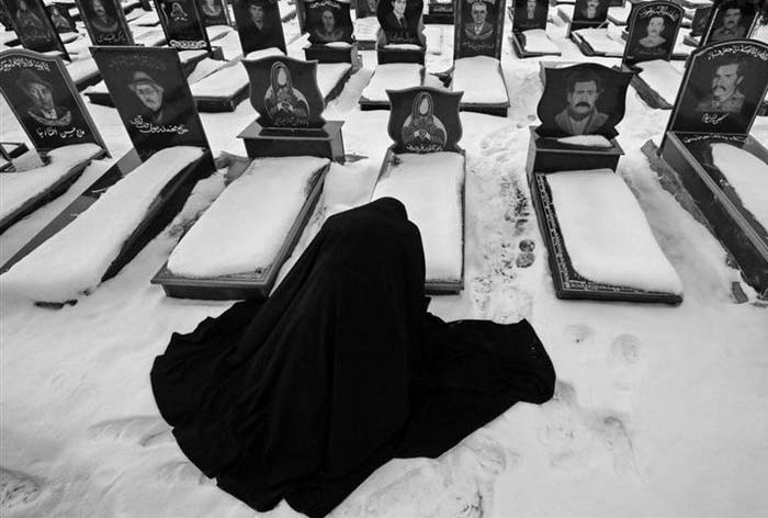 هرگز این جملات را به زنی که شوهرش را از دست داده نگویید!