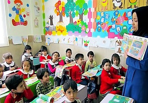 مربیان مهد‌های کودک، الگوی عملی تربیت دینی باشند