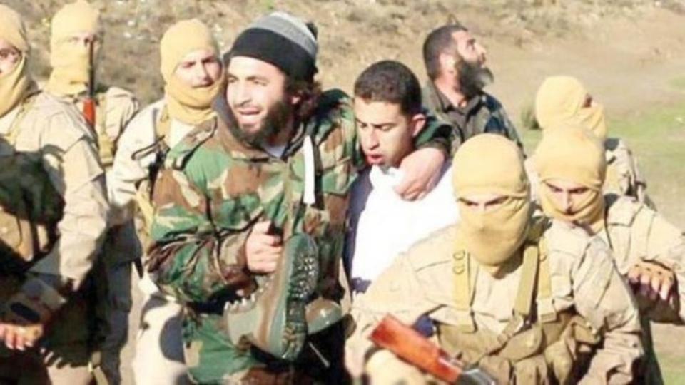 سرانجام داعشی که خلبان اردنی مشهور را زنده در قفس سوزاند + تصاویر