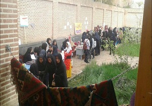 نمایشگاه توانمندسازی صنایع دستی دانش آموزان نمین برگزار شد