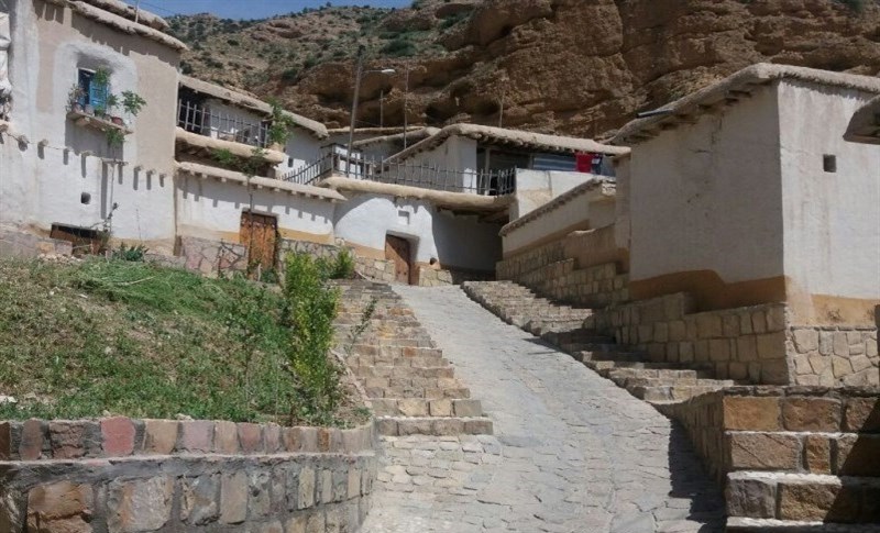 بوم گردی