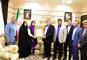 دیدار استاندار خراسان جنوبی با نجمه خدمتی