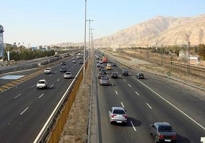 ترافیک در آزادراه رشت-قزوین روان است/ انسداد محور کمربندی دهلران