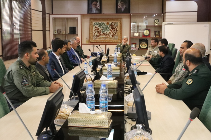 دشمنان با عملیات روانی به دنبال تضعیف خود باوری جوانان هستند